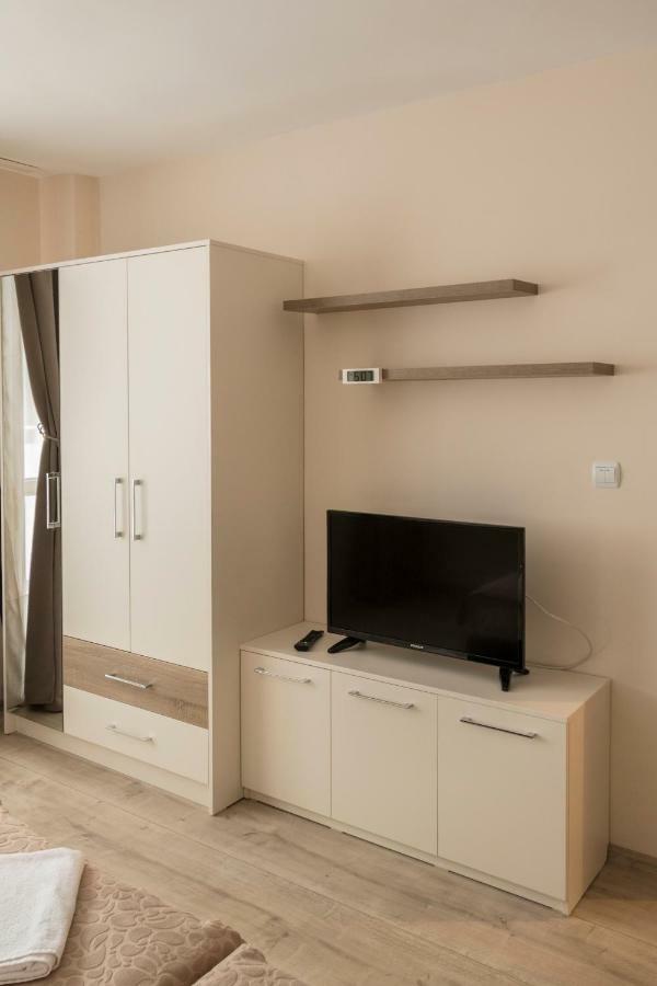 Margis Home Burgas City Exterior foto
